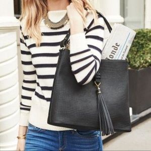 >>> BNWT Stella & Dot Hayes Tassel Hobo - Black
